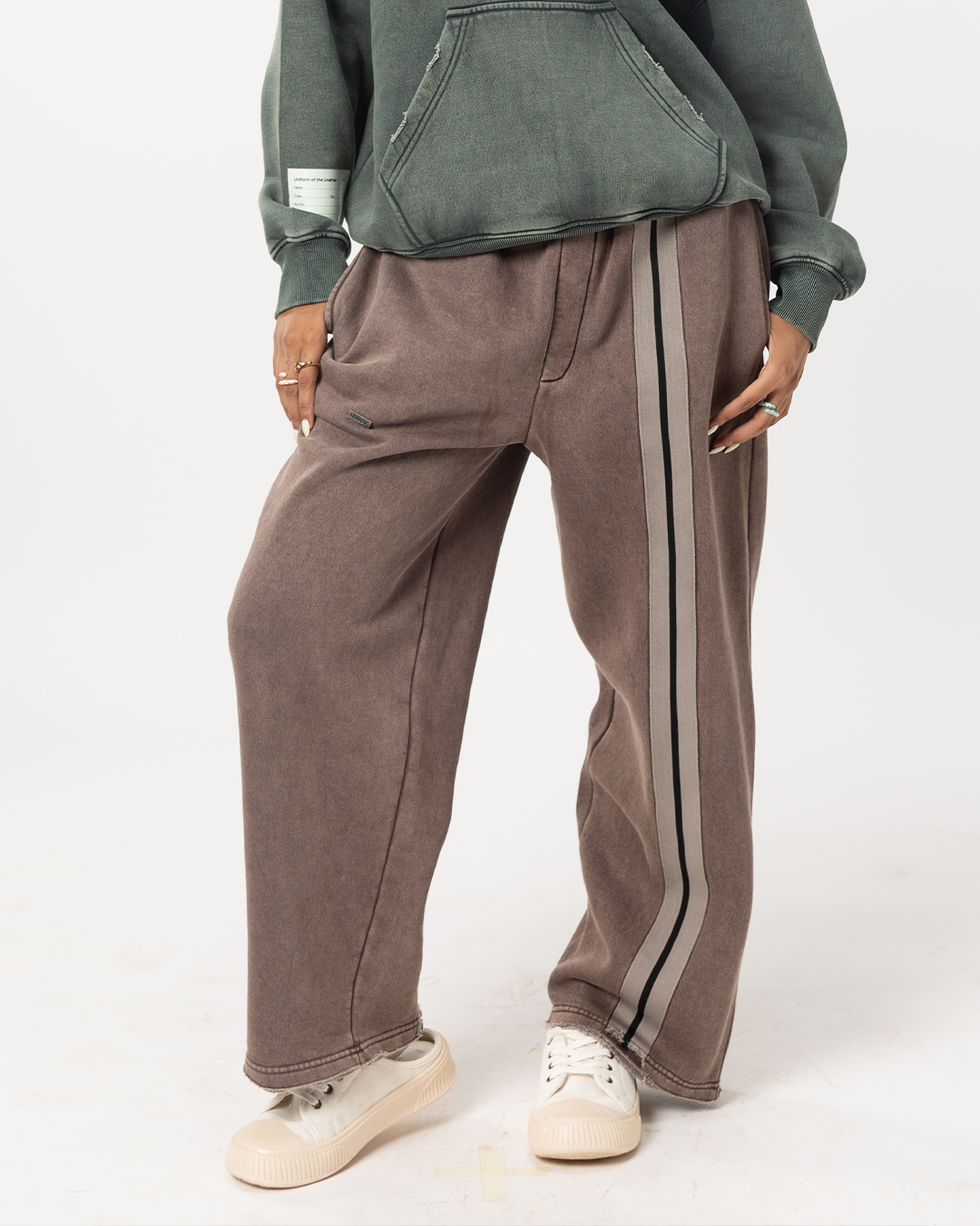 RWDY STRIPE TRACK PANT | RAISIN BROWN